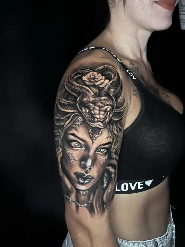 Black and grey tattoo by Gwen — Pattaya tattoo studio, photo 1