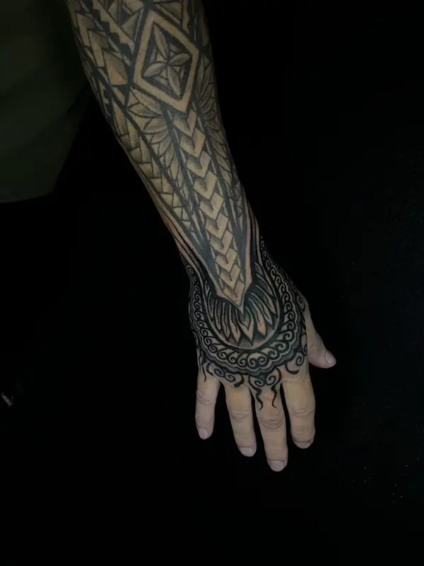 Custom tattoo by Gwen — Pattaya tattoo studio, photo 34