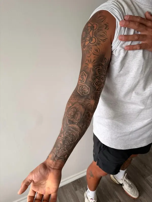 Healed tattoo by Gwen — Pattaya tattoo studio, photo 10