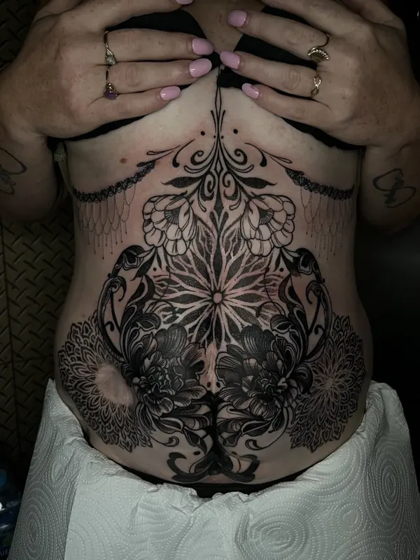Mandala and geometric tattoo by Gwen — Pattaya tattoo studio, photo 2