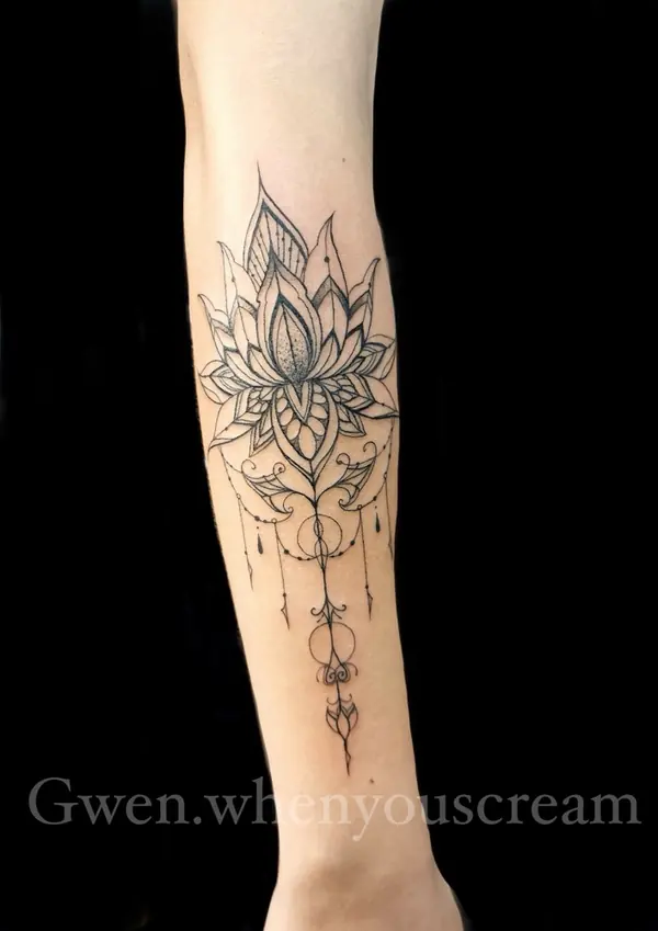 Mandala and geometric tattoo by Gwen — Pattaya tattoo studio, photo 1